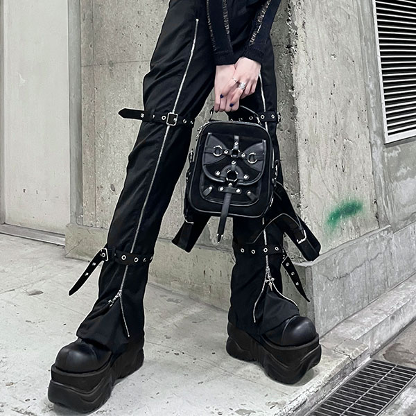 RESTYLE / Bellatrix Small Gothic Backpack バックパック（850135）