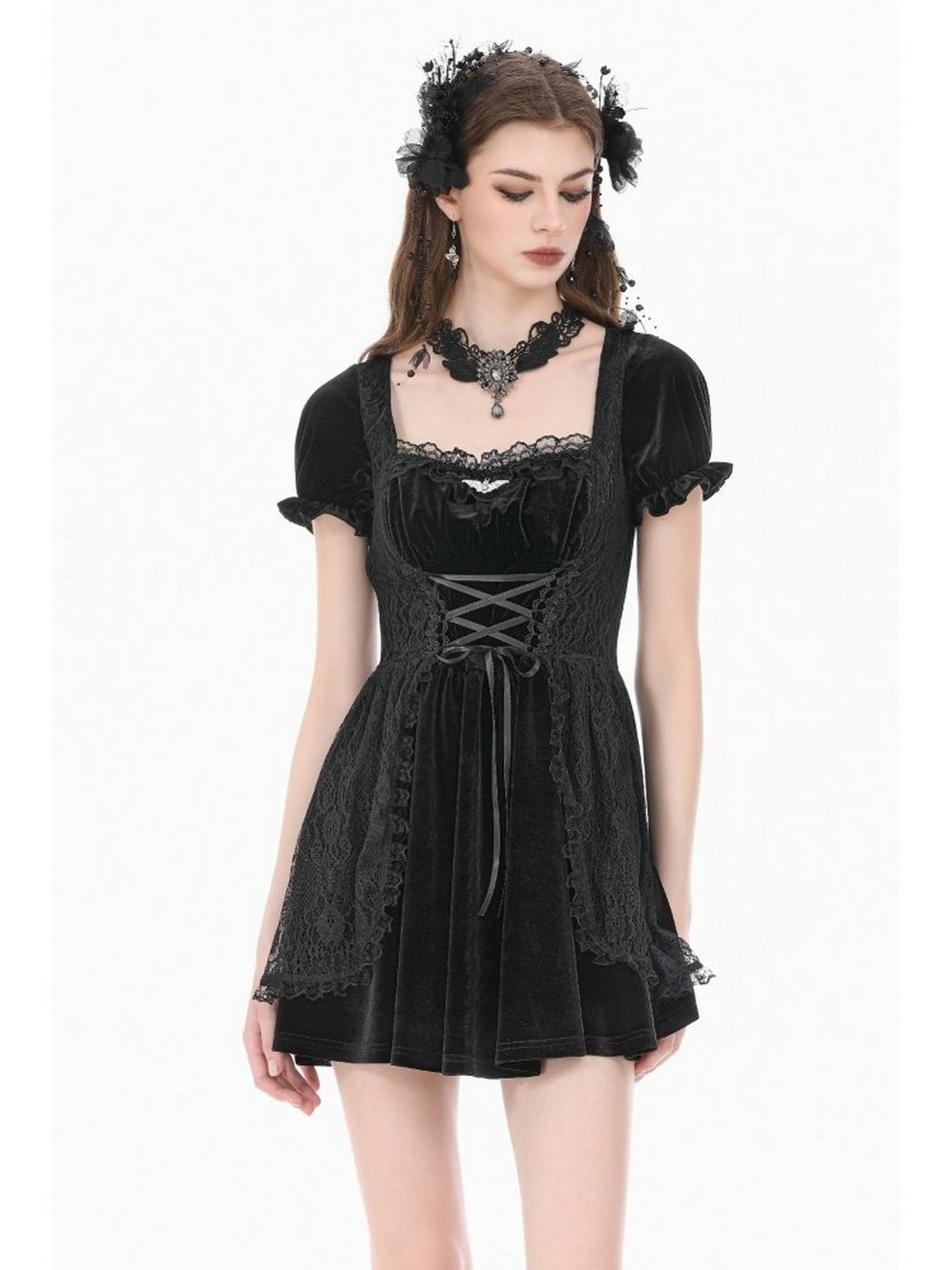 Dark in Love / Gothic Velvet Gown with Vintage Lace Patchwork - QOOZA