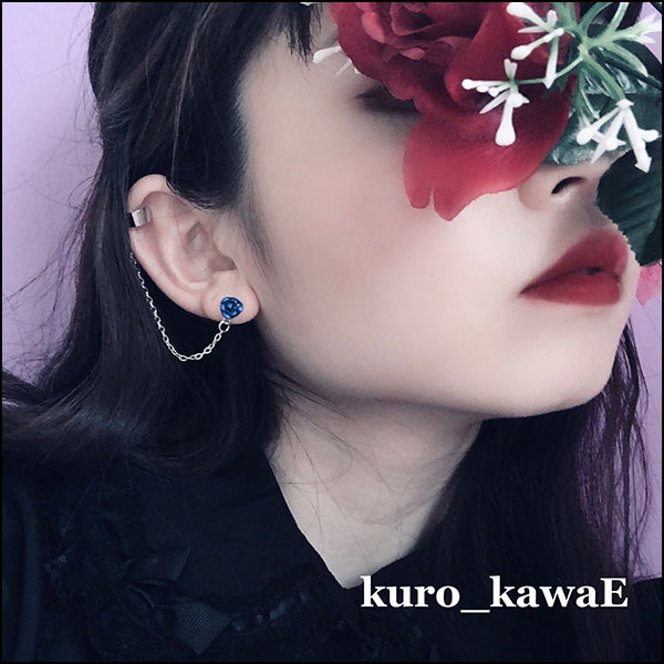 kuro_kawaE / 薔薇のチェーンピアス［青］（300763） - QOOZA