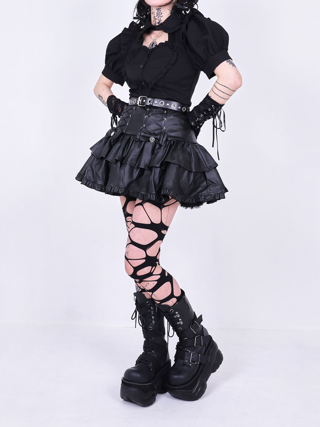 新品未使用 IMVAL Heart Shirt［BLK］ハートフリルブラウス 黒 IMVAL / Heart Shirt［BLK］（IMV003-BLK） - QOOZA