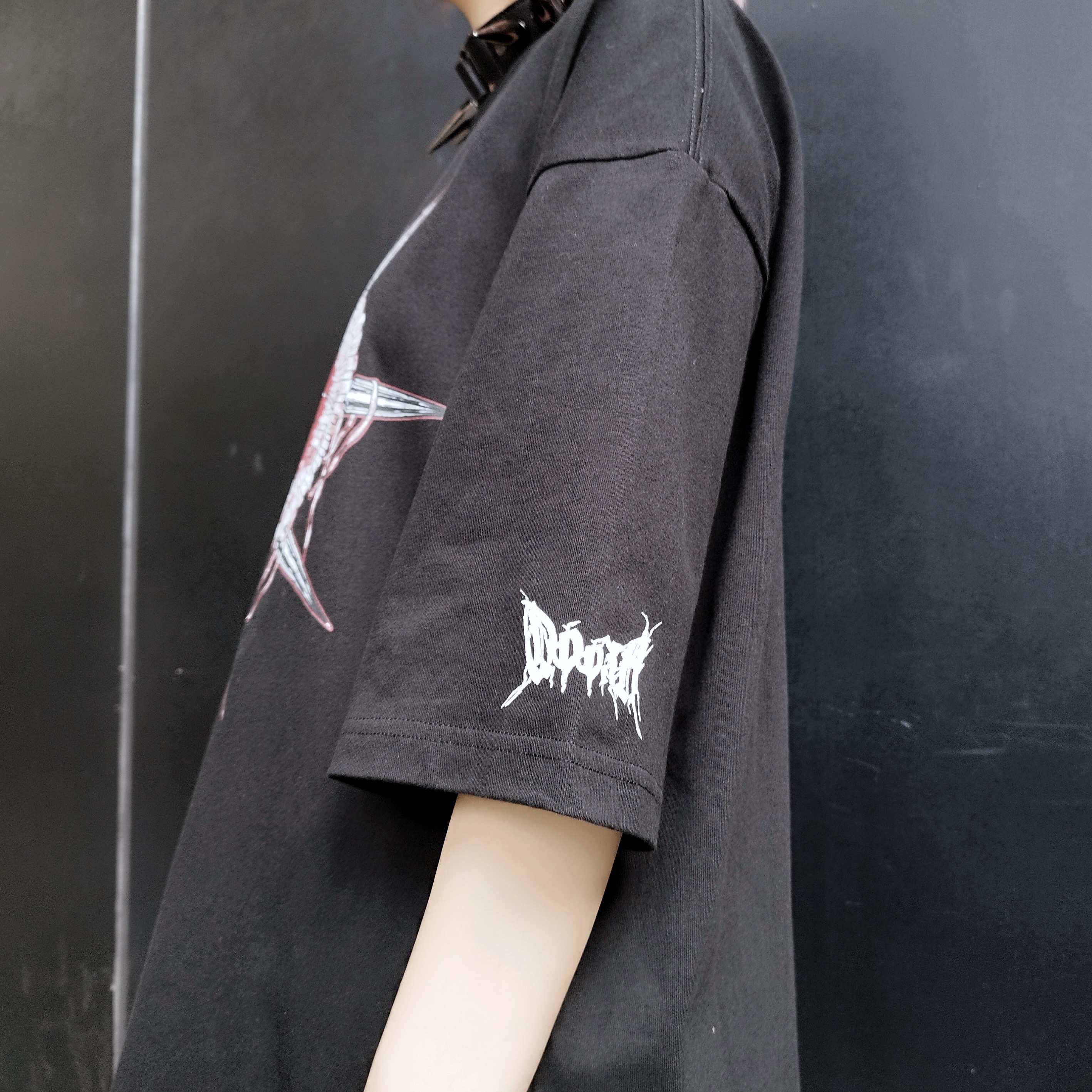 QOOZA × 丸尾末広コラボ / 「第二話」ビックシルエット TEE
