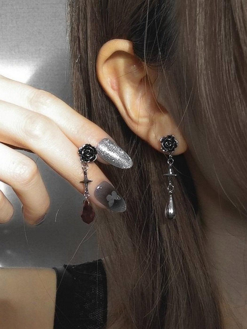 kuro_kawaE / 薔薇の雫ピアス-イヤリング - QOOZA