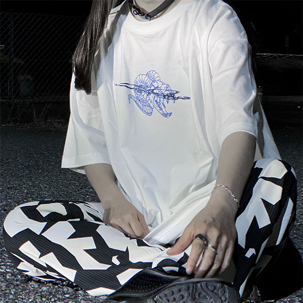東京13零式 / T-Shirt 獅春期［WHT］（T13-033） - QOOZA