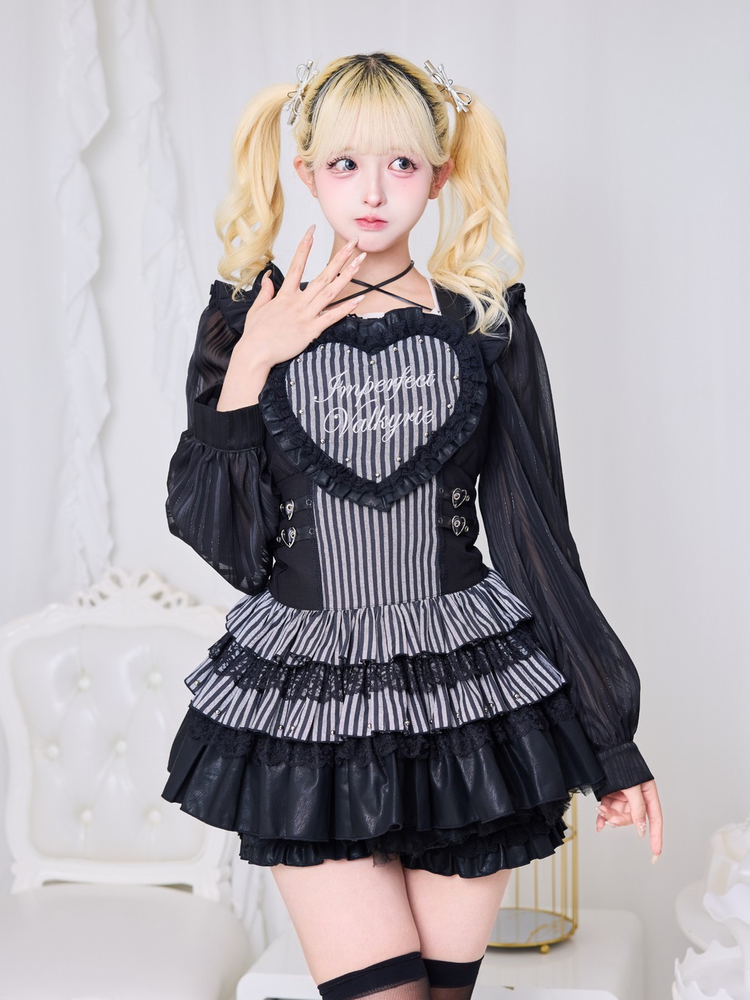 IMVAL / Heart Apron Dress - STRIPE - QOOZA