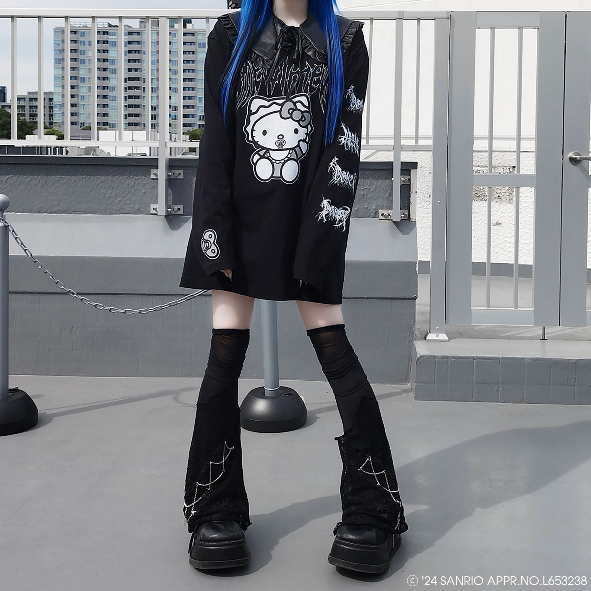 激レア？】ロアッソ熊本 HELLO KITTY コラボTシャツ（TRIPPY ART