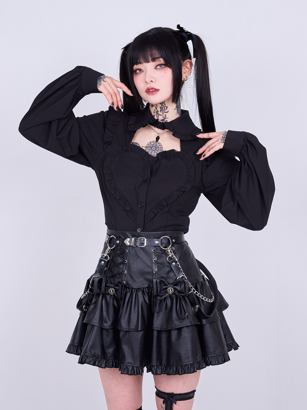 新品未使用 IMVAL Heart Shirt［BLK］ハートフリルブラウス 黒 IMVAL / Heart Shirt［BLK］（IMV003-BLK） - QOOZA