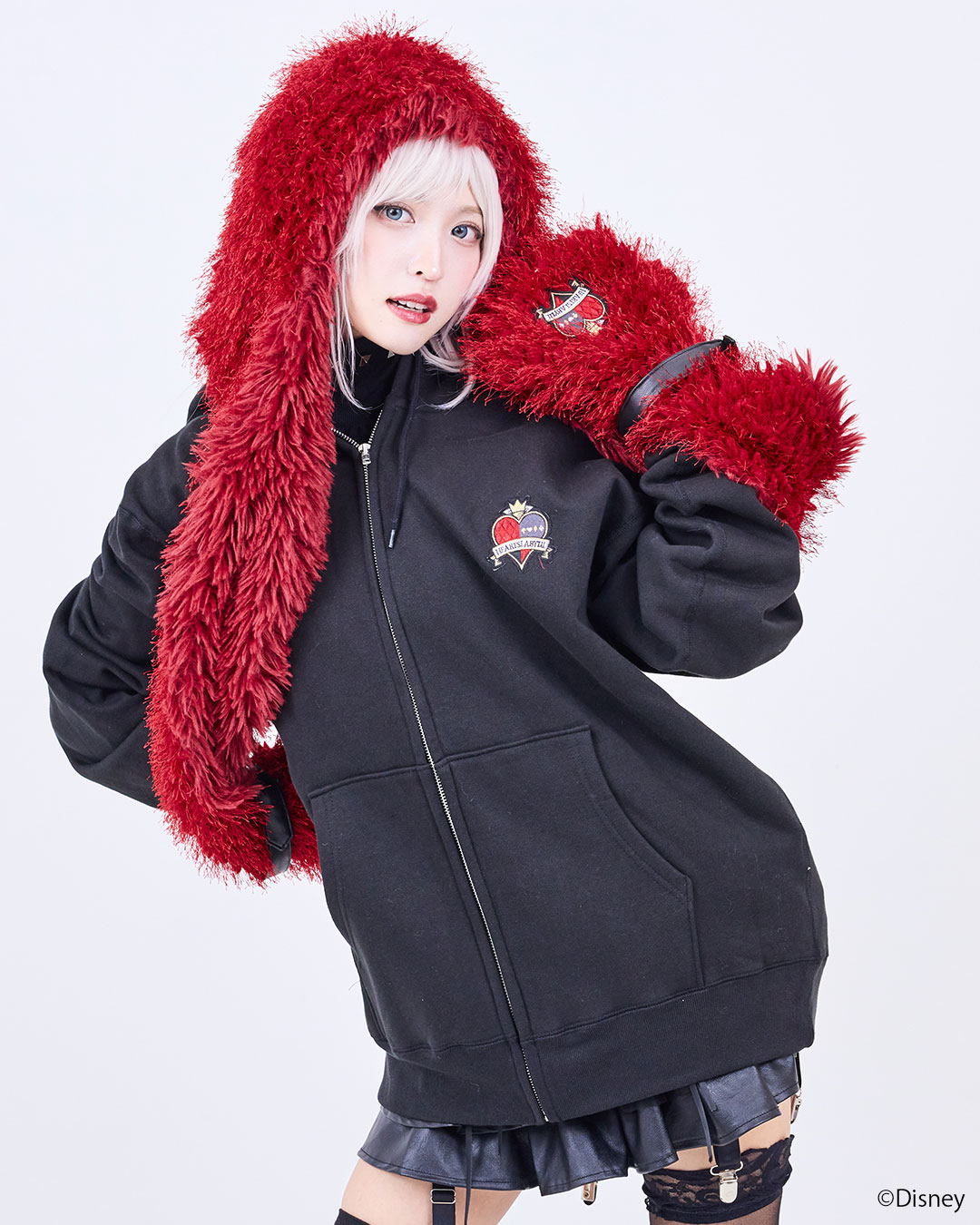 ディズニー ツイステッドワンダーランド』パーカー[HEARTSLABYUL