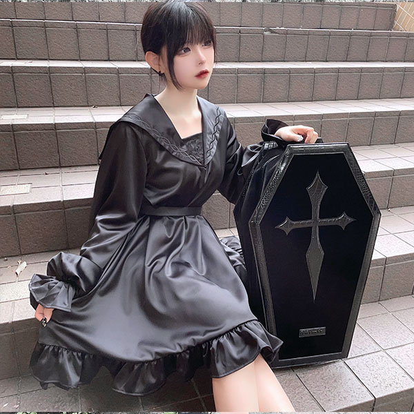 KILLSTAR / In Ur Web Weekender Bag - QOOZA