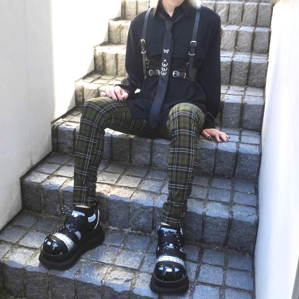 キルスター killstar セットアップ チェック ロックLサイズ